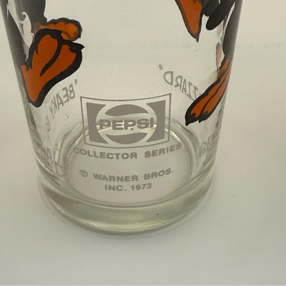 Vintage 1973 BEAKY BUZZARD Pepsi Collector Series Warner Bros Looney Tunes Glass